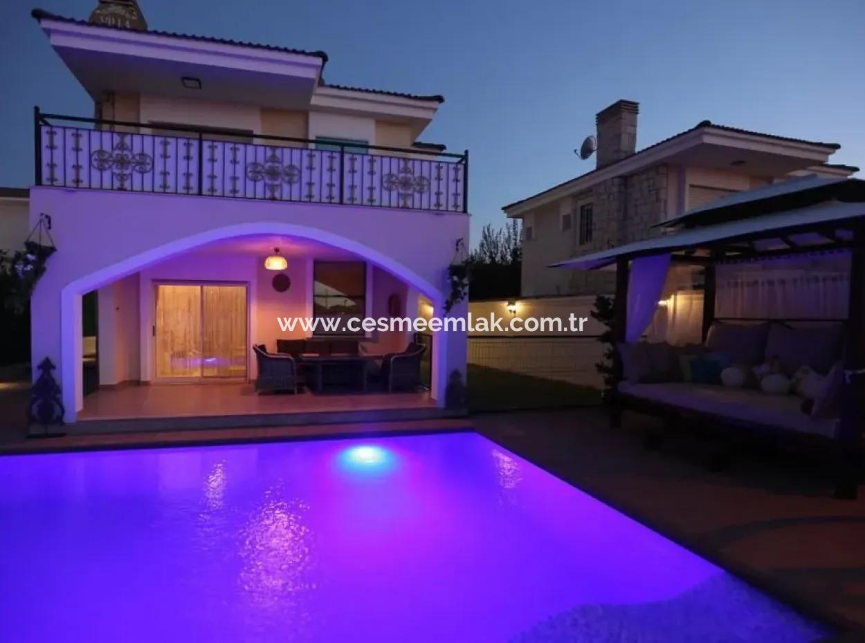 Sommersaison 2023 Freistehende Haustierfreundliche Villa In Alacati