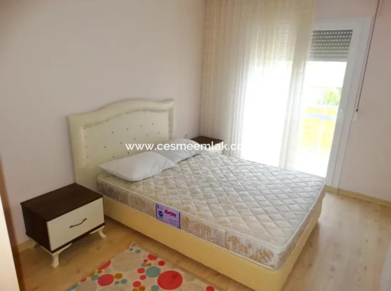 Alacati Çamlik Road Monatliche Miete Pool 4 1 Villa