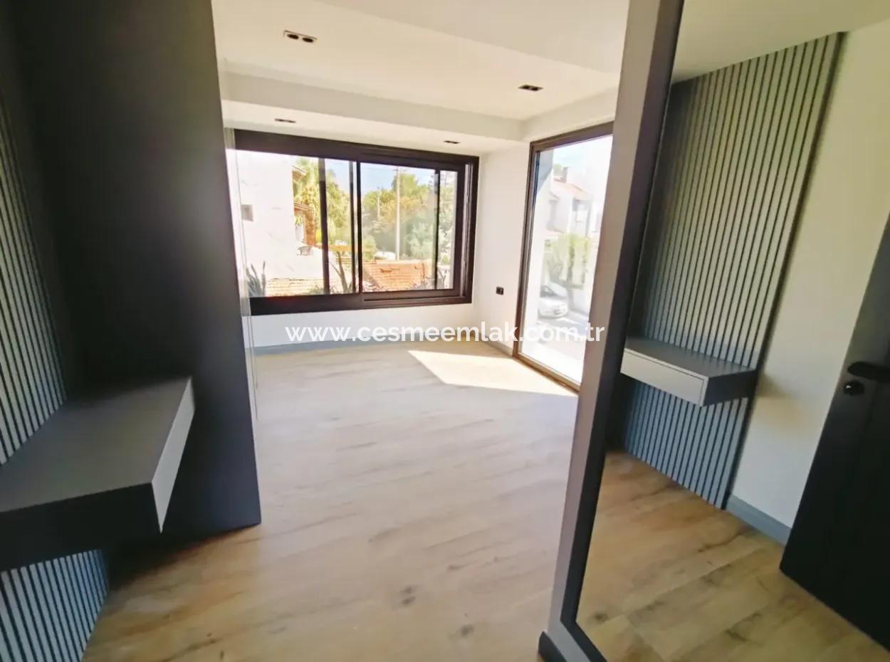 Zero Villa Mit Einzelpool Zum Verkauf In Çeşme Alacati