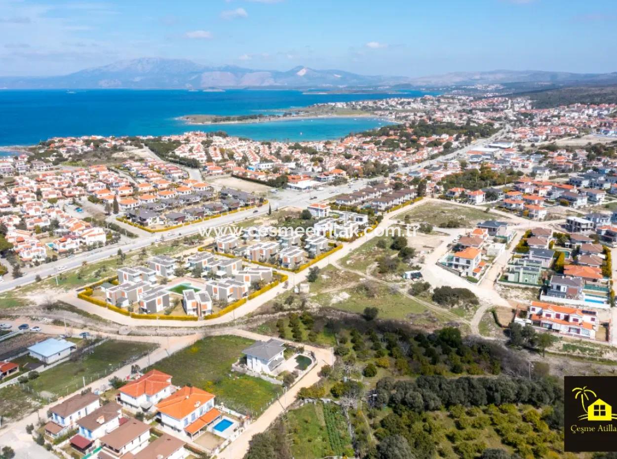 Grundstück Mit Zwei Residenzen Zum Verkauf In Çeşme Şifne