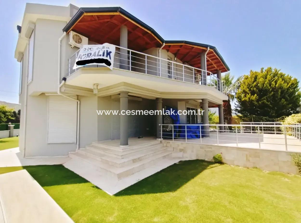 Jahresmiete Villa In Çeşme Mamurbaba 4 1 Freistehender Pool