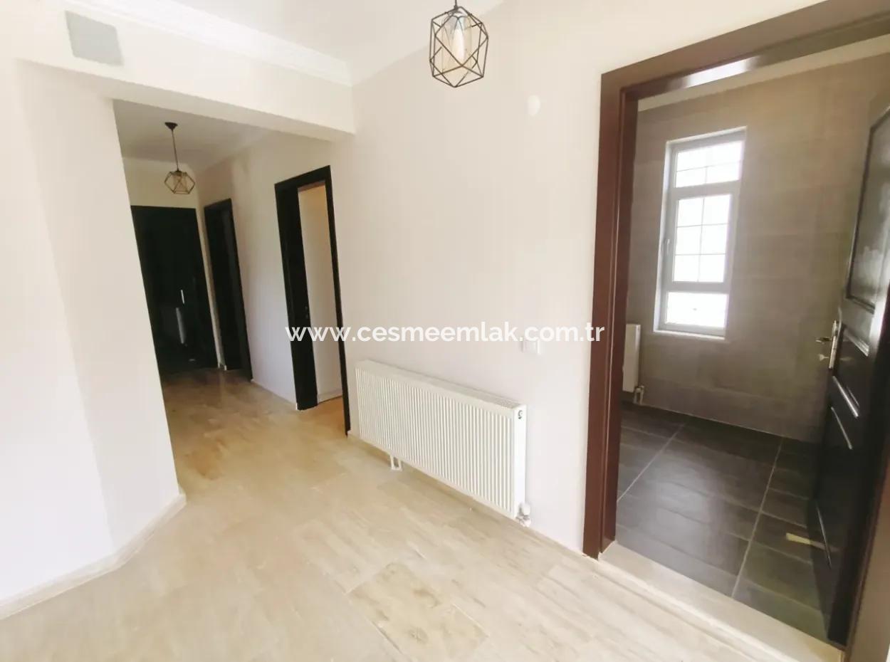 Villa Mit Saisonvermietung 4 1 Freistehender Pool In Çeşme Mamurbaba