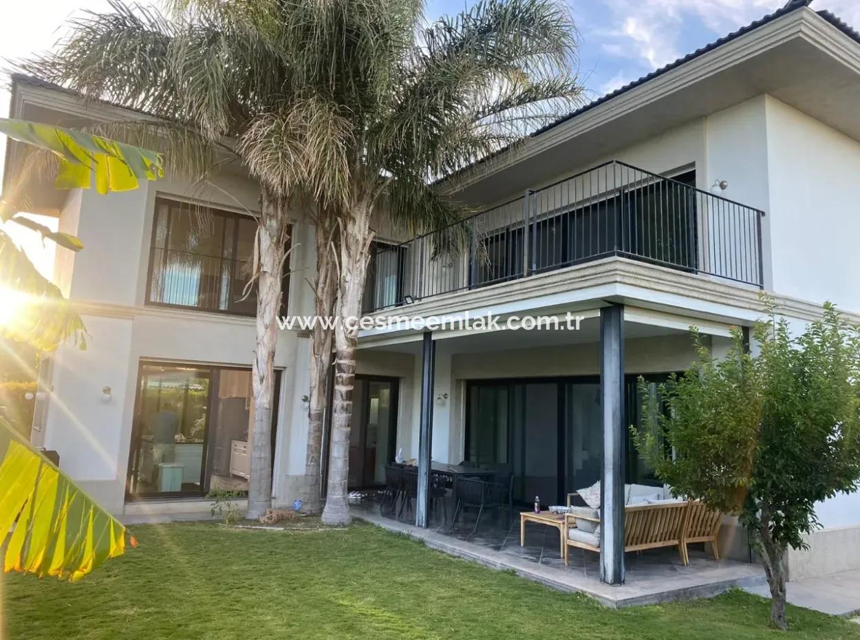 Freistehende Villa Zur Monatlichen Miete In Çeşme Mamurbaba