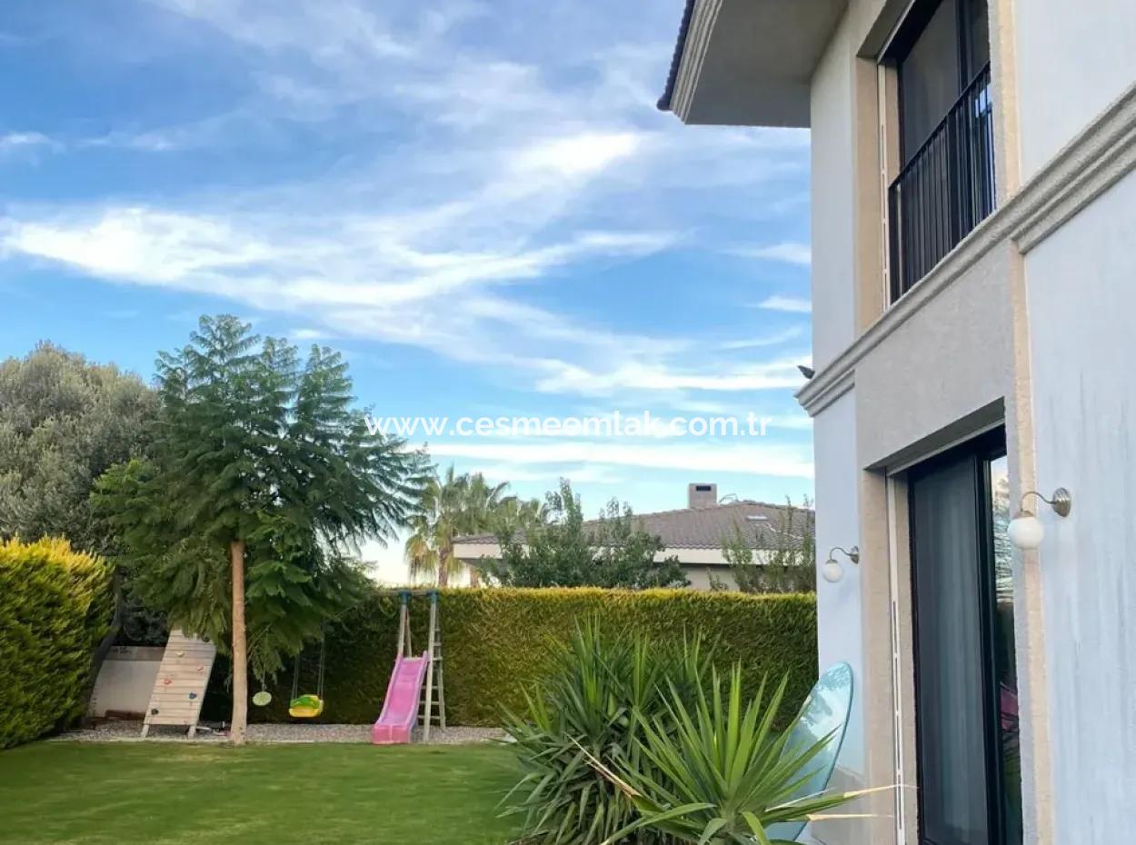 Freistehende Villa Zur Monatlichen Miete In Çeşme Mamurbaba