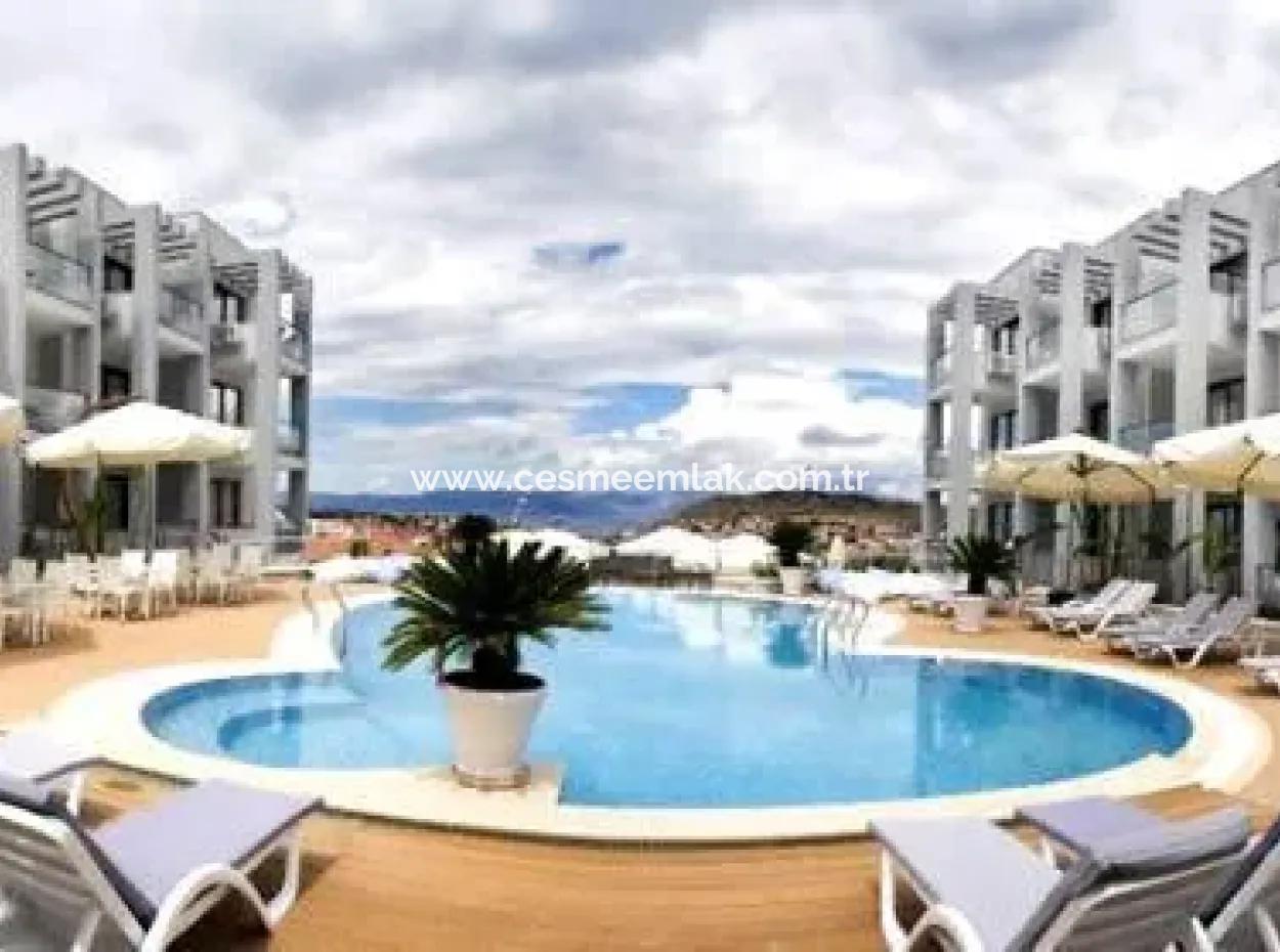 Residenzwohnung Mit Pool Zur Monatlichen Miete Im Zentrum Von Cesme