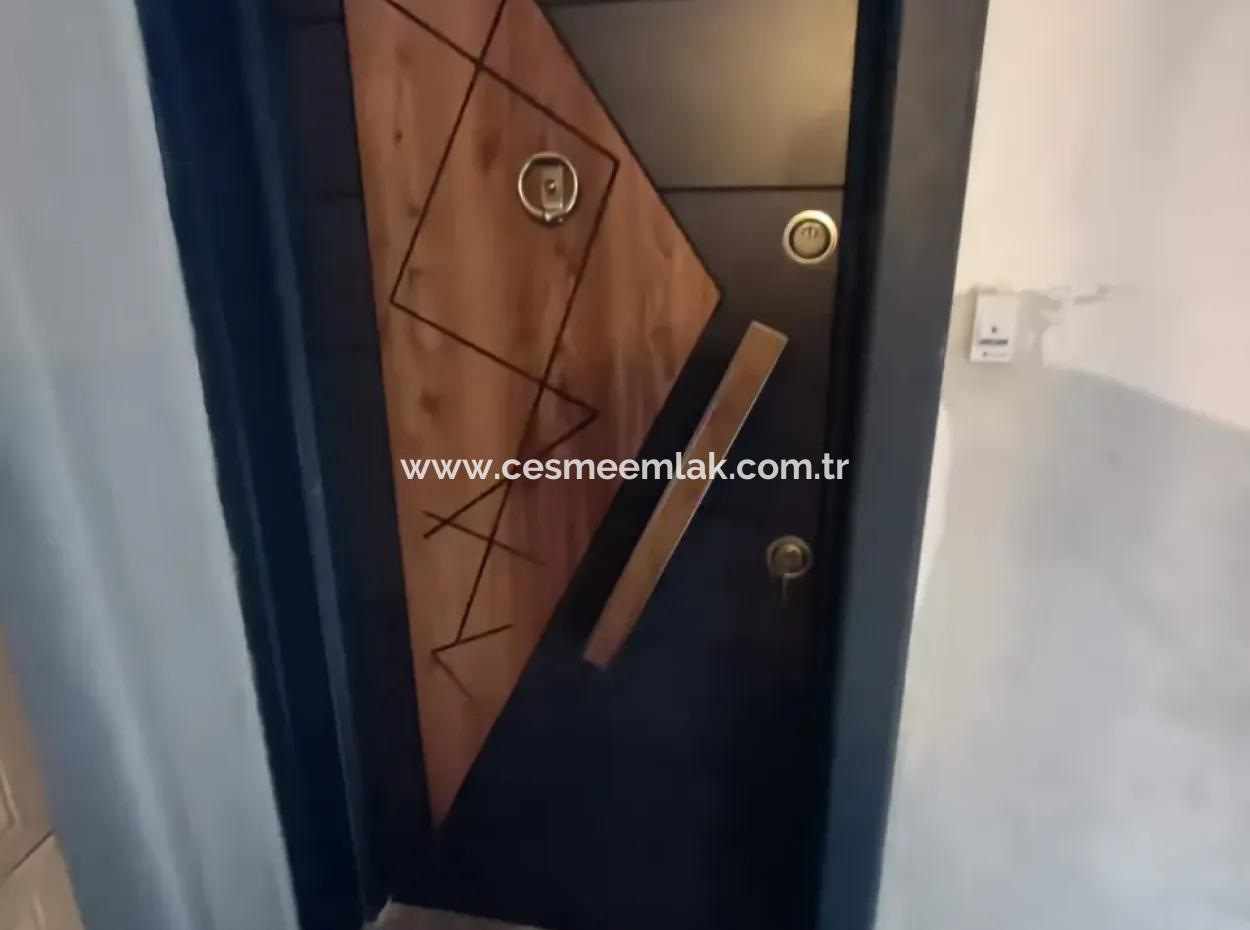 2 1 Und 1 1 Wohnung Mit Terrasse Zum Verkauf In Cesme