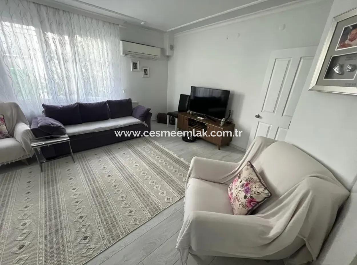 Grosse Gartenetage In Der Nähe Von Cesme Marina Saisonmiete 2 1 Wohnung