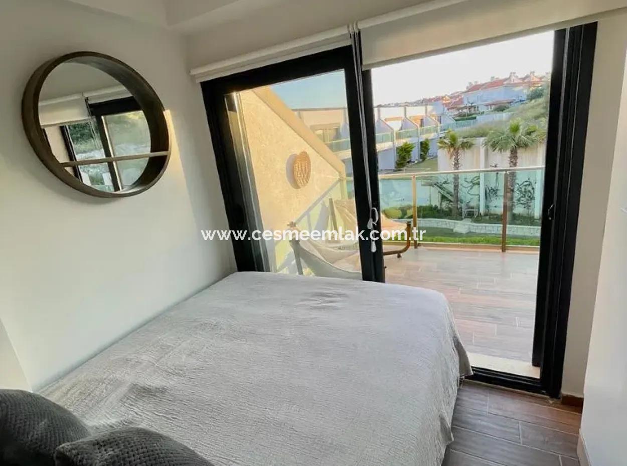 1 1 Residenz Wohnung Mit Pool Zur Monatsmiete In Çeşme Dalyan