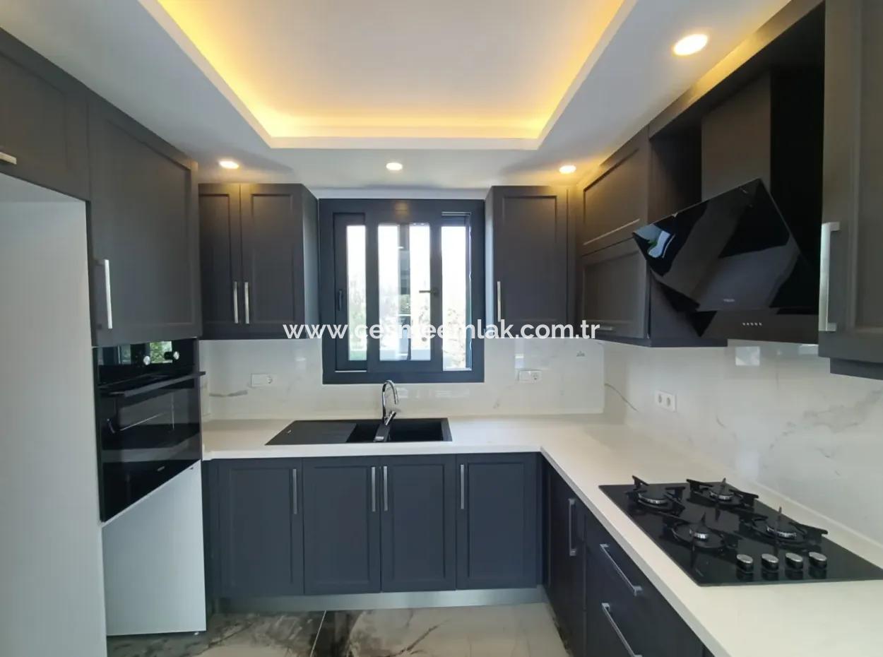 4 1 Zero Luxusvilla Mit Freistehendem Pool In Cesme Sifne