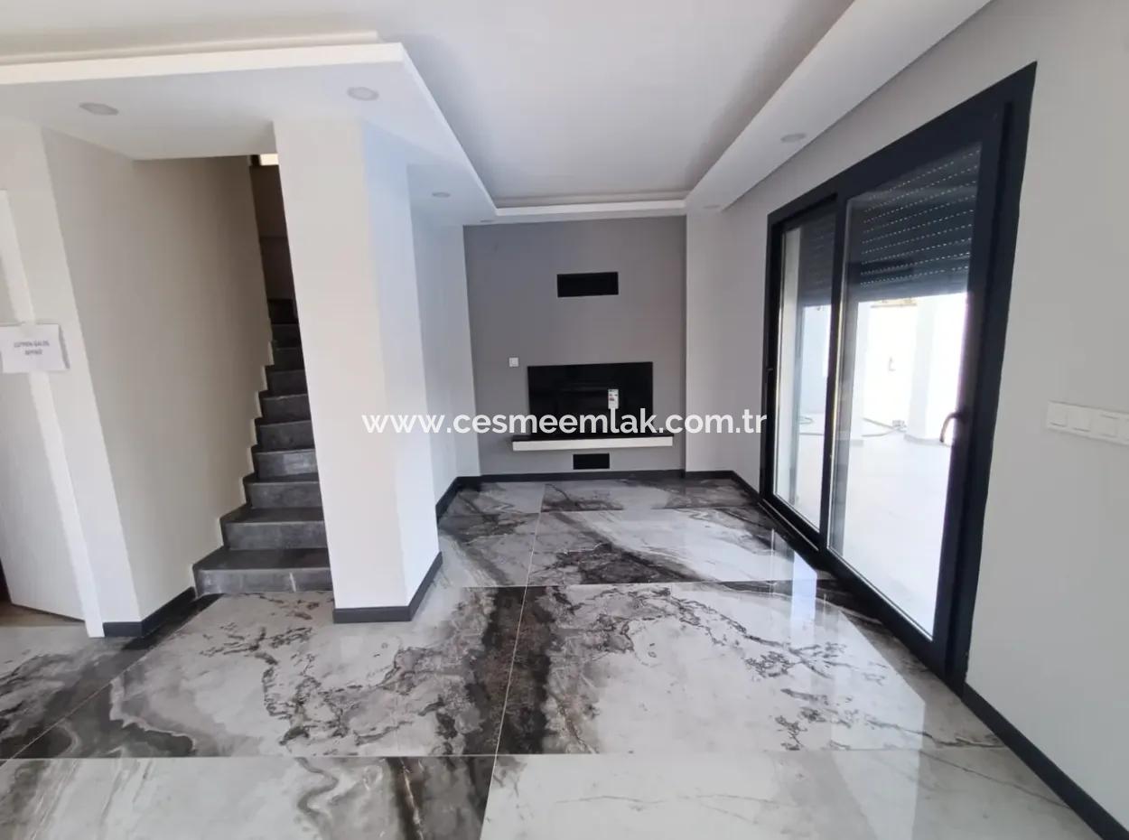4 1 Zero Luxusvilla Mit Freistehendem Pool In Cesme Sifne