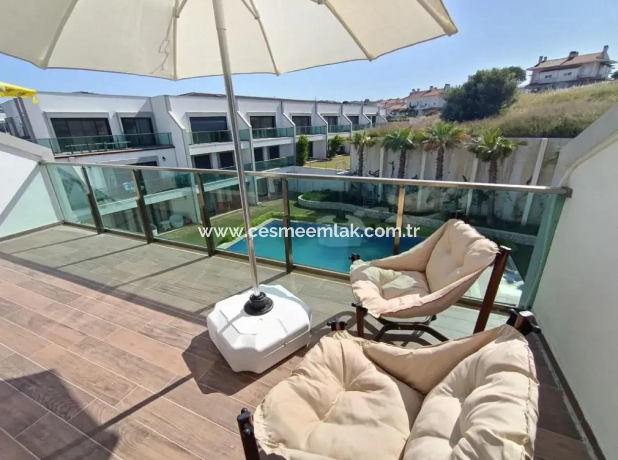 1 1 Residenz Wohnung Mit Pool Zur Monatsmiete In Çeşme Dalyan