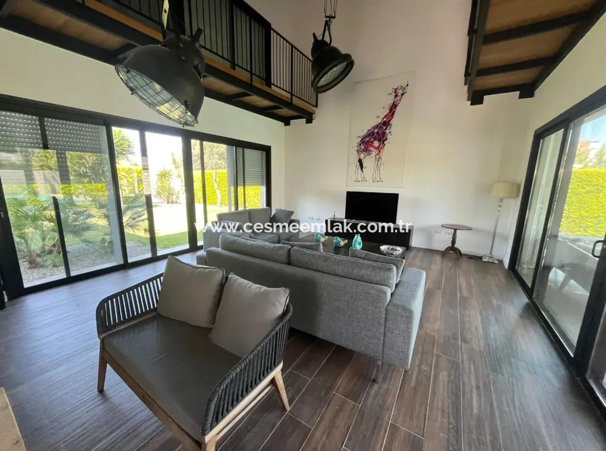 Freistehende Villa Zur Monatlichen Miete In Çeşme Mamurbaba