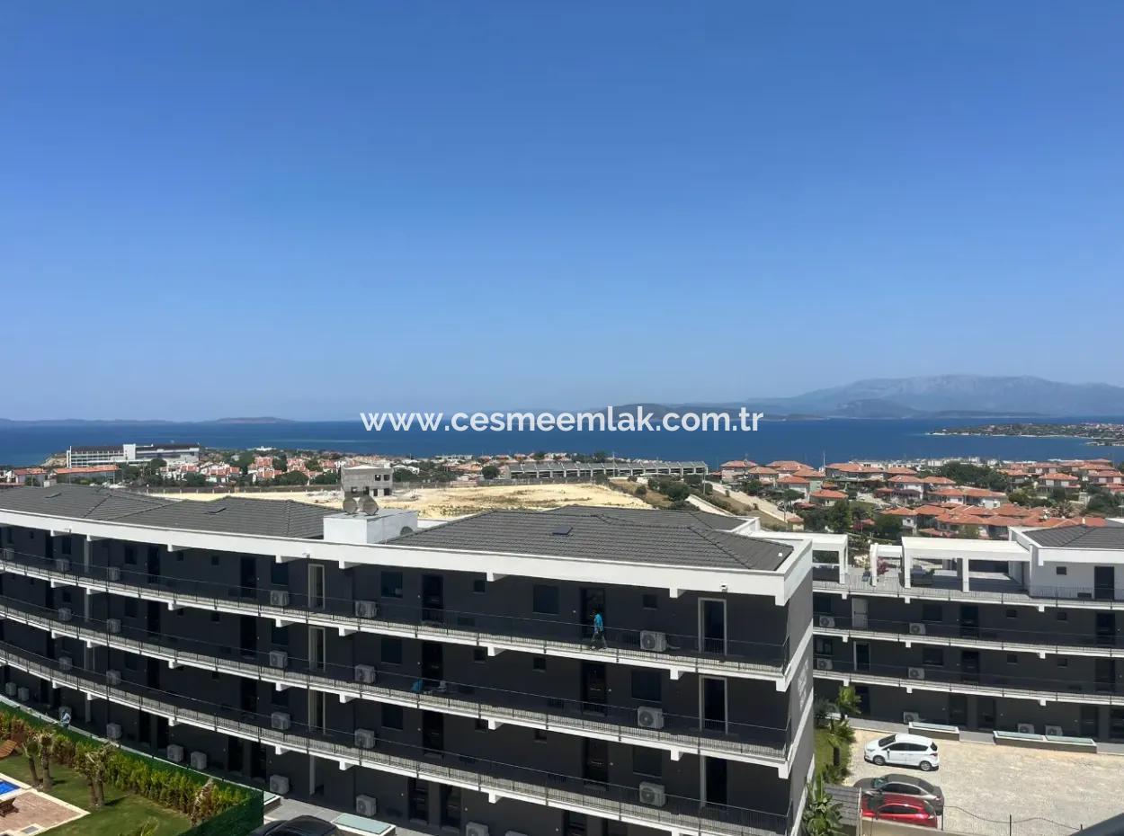 Volles Meer Manz Bei Çeşme Ayasaranda. 2-In-1-Residenzwohnung Mit Terrasse