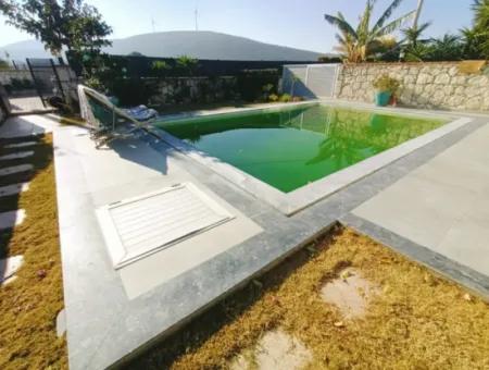 Villa Mit Freistehendem Pool Zu Verkaufen In Çeşme Alacati