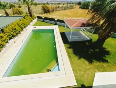 Jahresmiete Villa In Çeşme Mamurbaba 4 1 Freistehender Pool