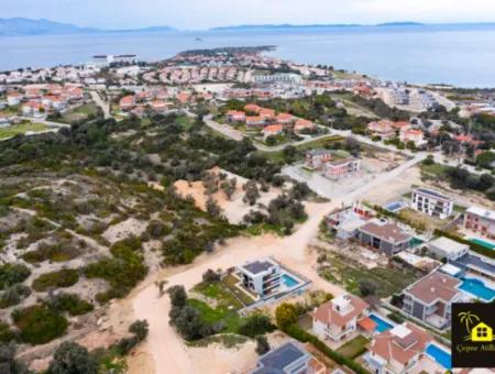 % Grundstück Zum Verkauf Mit Einzelwohngebiet In Çeşme Dalyan