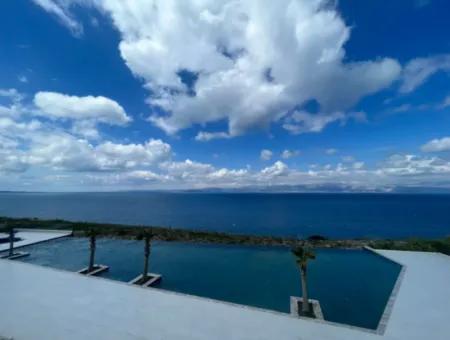 Wohnung Mit Infinity-Pool Zum Verkauf In Cesme Ayasaranda 2 1 Garten