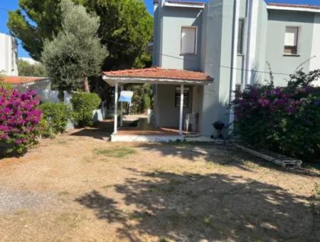 Villa Mit Grossem Garten Ganz In Der Nähe Des Meeres In Çeşme Ilica Altinyunus