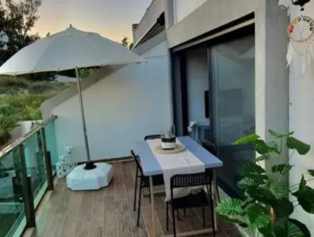 1 1 Residenz Wohnung Mit Pool Zur Monatsmiete In Çeşme Dalyan