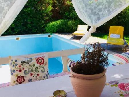 In Der Nähe Von Cesme Ayayorgiye Monatsmiete Freistehender Pool 3 1 Villa