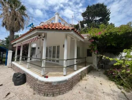 Einfamilienhaus Zu Vermieten Direkt Am Meer In Çeşme Ilica