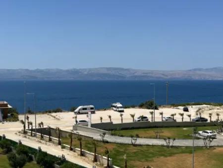 Volles Meer Manz Bei Çeşme Ayasaranda. 2-In-1-Residenzwohnung Mit Terrasse