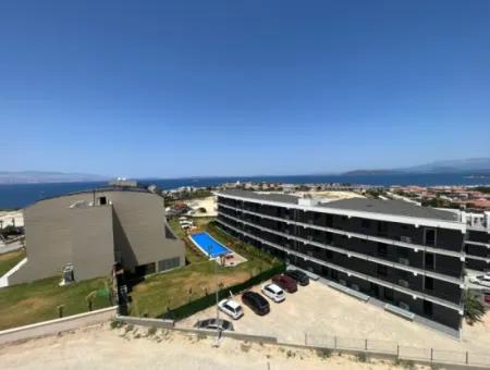 Volles Meer Manz Bei Çeşme Ayasaranda. 2-In-1-Residenzwohnung Mit Terrasse