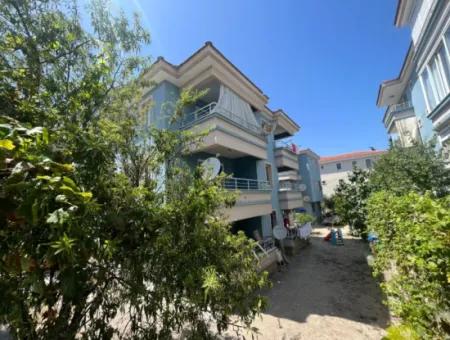 Arakat 2 1 Wohnung Mit Balkon In Der Nähe Des Zentralen Yachthafens Von Cesme