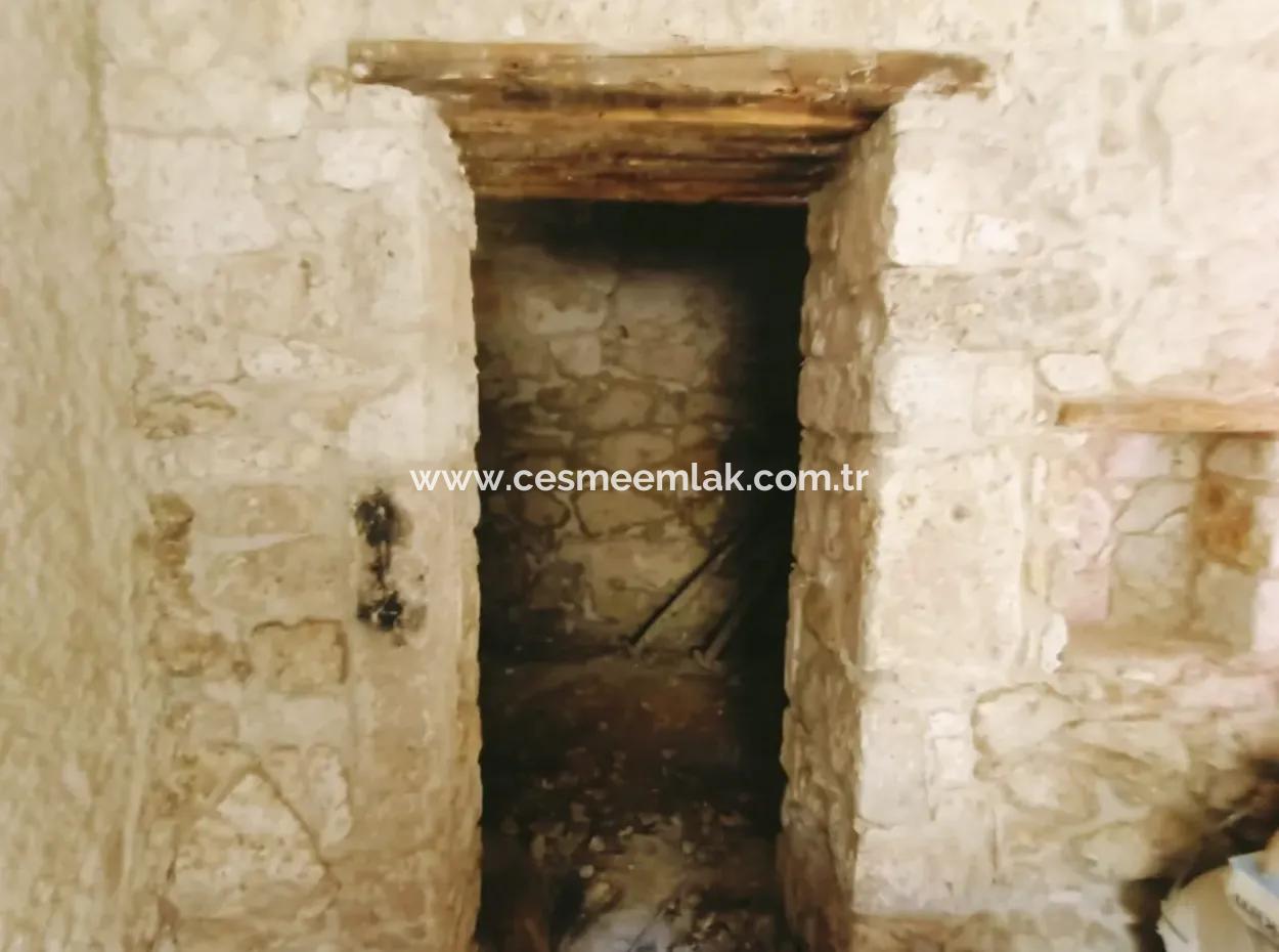 Greek House Suitable To Be A Hotel For Sale In Alacati Hacimemis