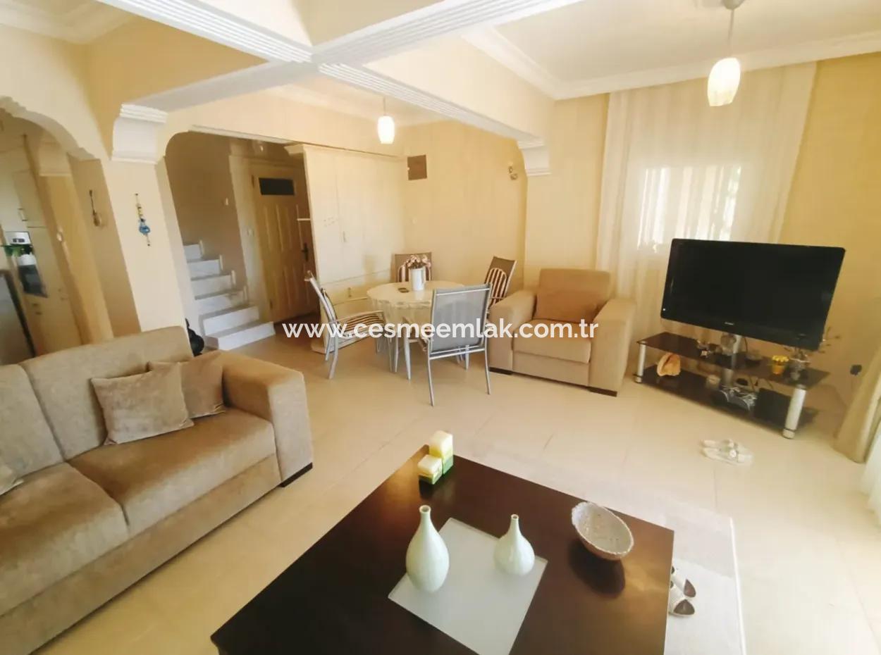 Çeşme'de Deniz Görür For Sale 3 1 Fully Detached Villa
