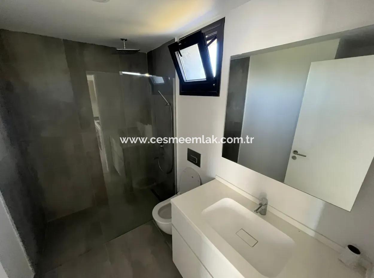 Deniz Manz In Çeşme Ayasaranda Deposit. Garden For Sale 1 1 Apartment