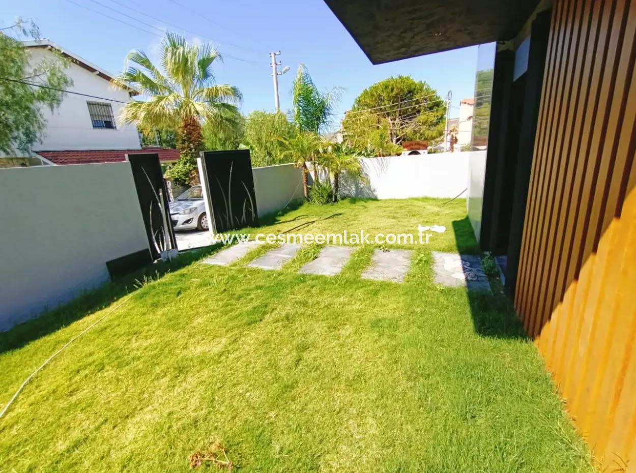 Zero Villa With Single Detached Pool For Sale In Çeşme Alacati