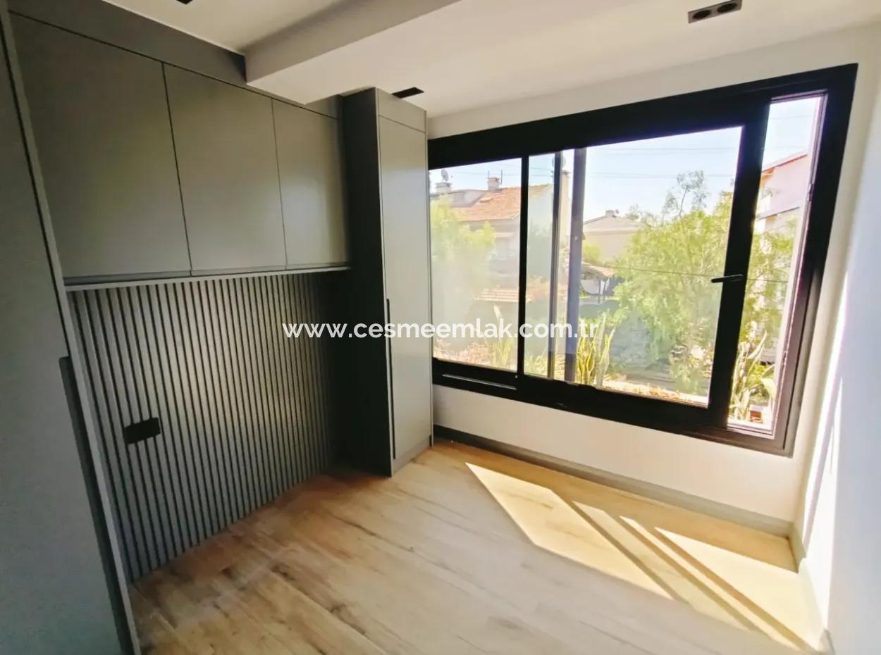 Zero Villa With Single Detached Pool For Sale In Çeşme Alacati