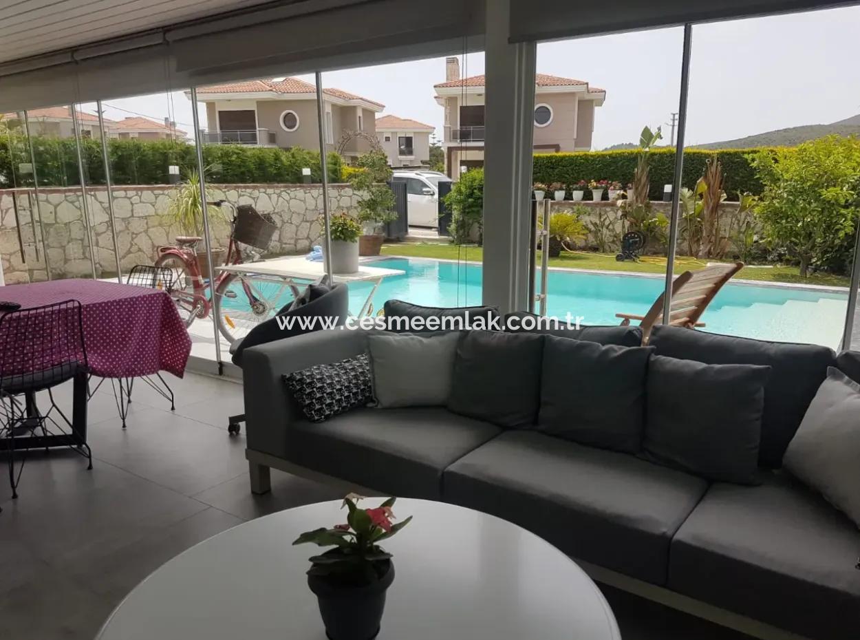 Villa With Detached Pool For Sale In Çeşme Alacati