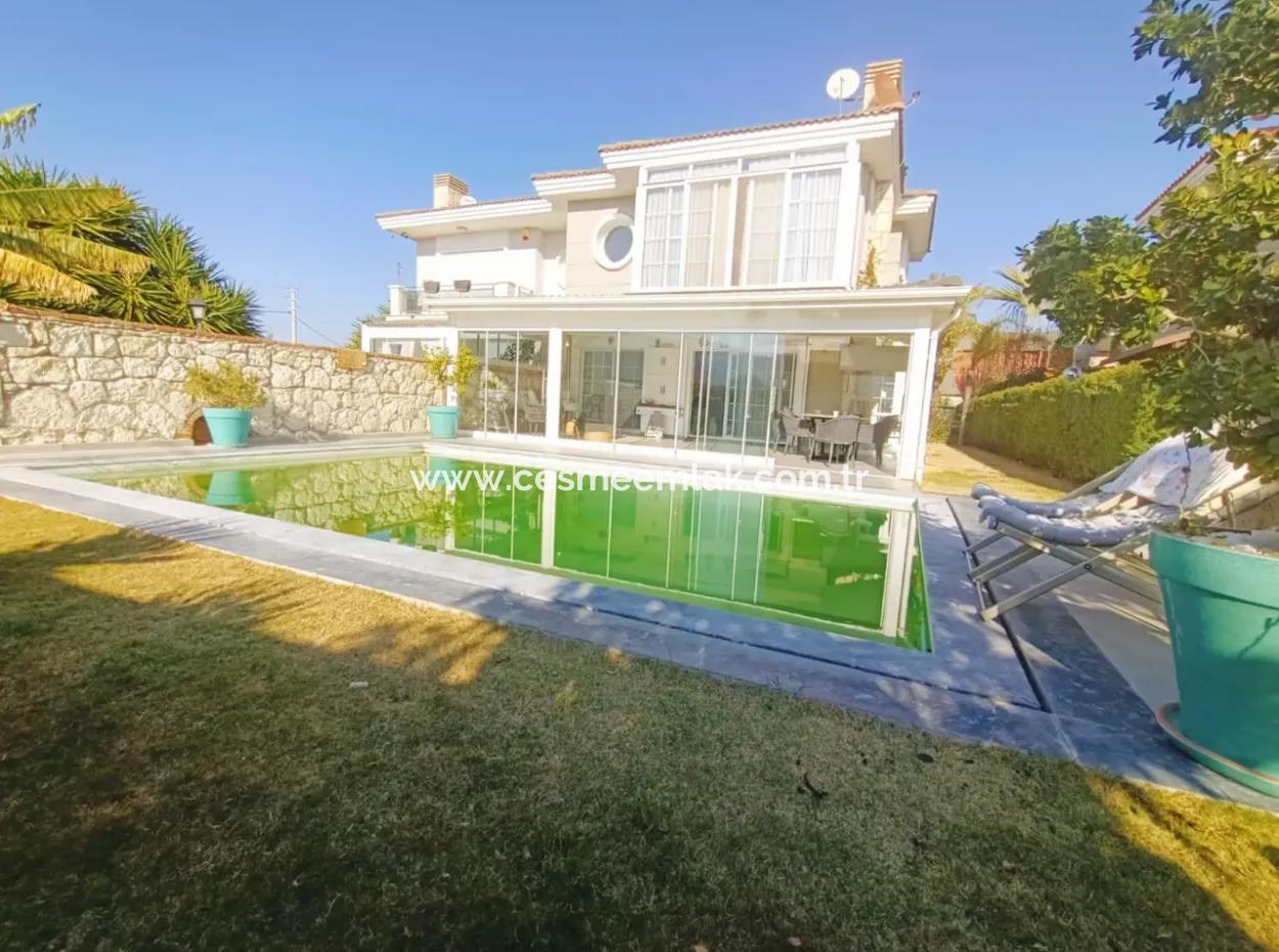 Villa With Detached Pool For Sale In Çeşme Alacati