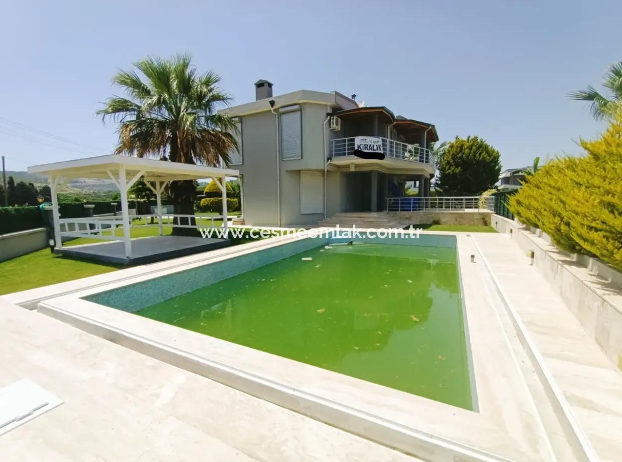 Annual Rental Villa In Çeşme Mamurbaba 4 1 Detached Pool