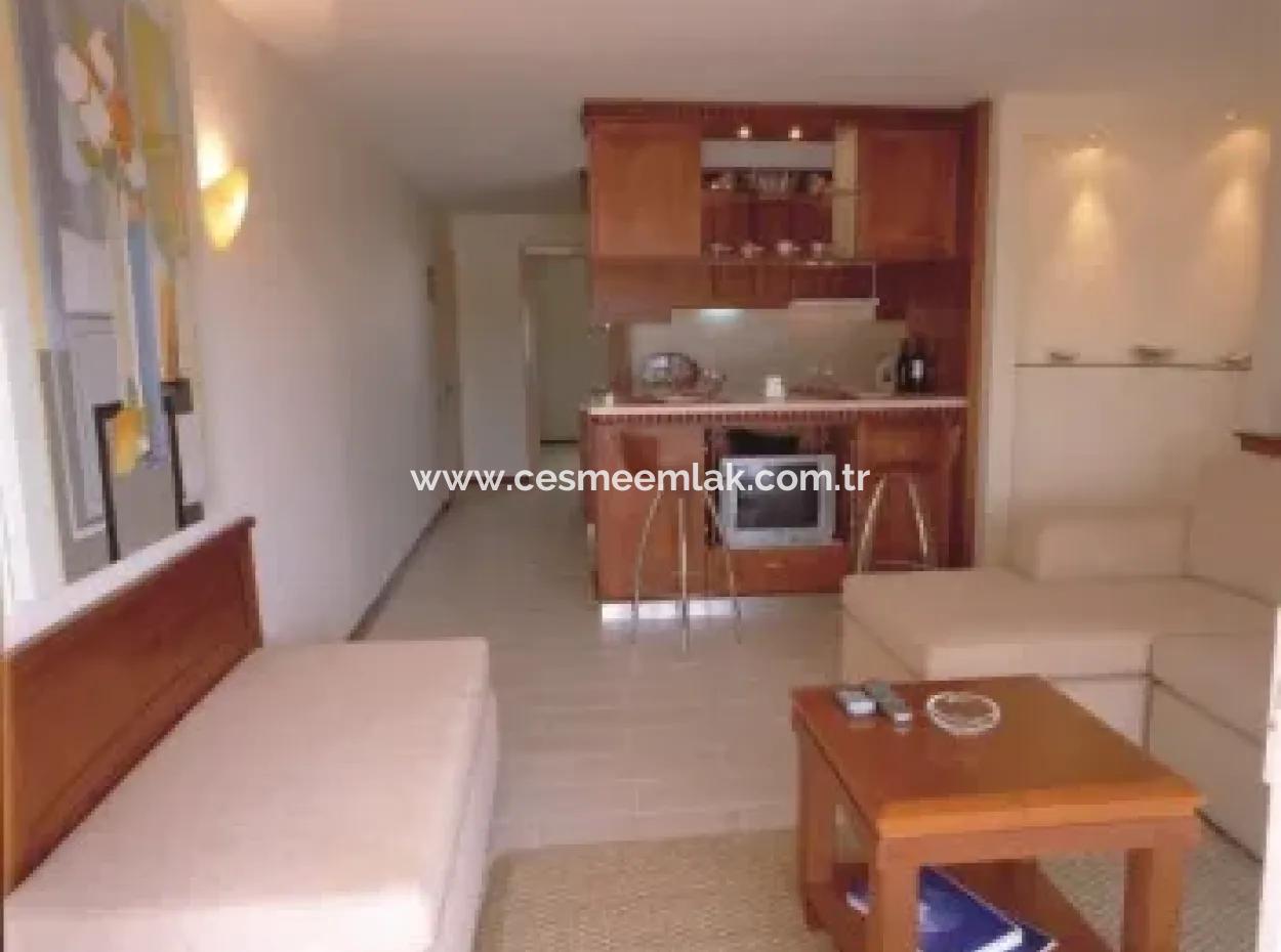 Çeşme Ilicada Seasonal Rental Seafront 1 1 Residence Apartment