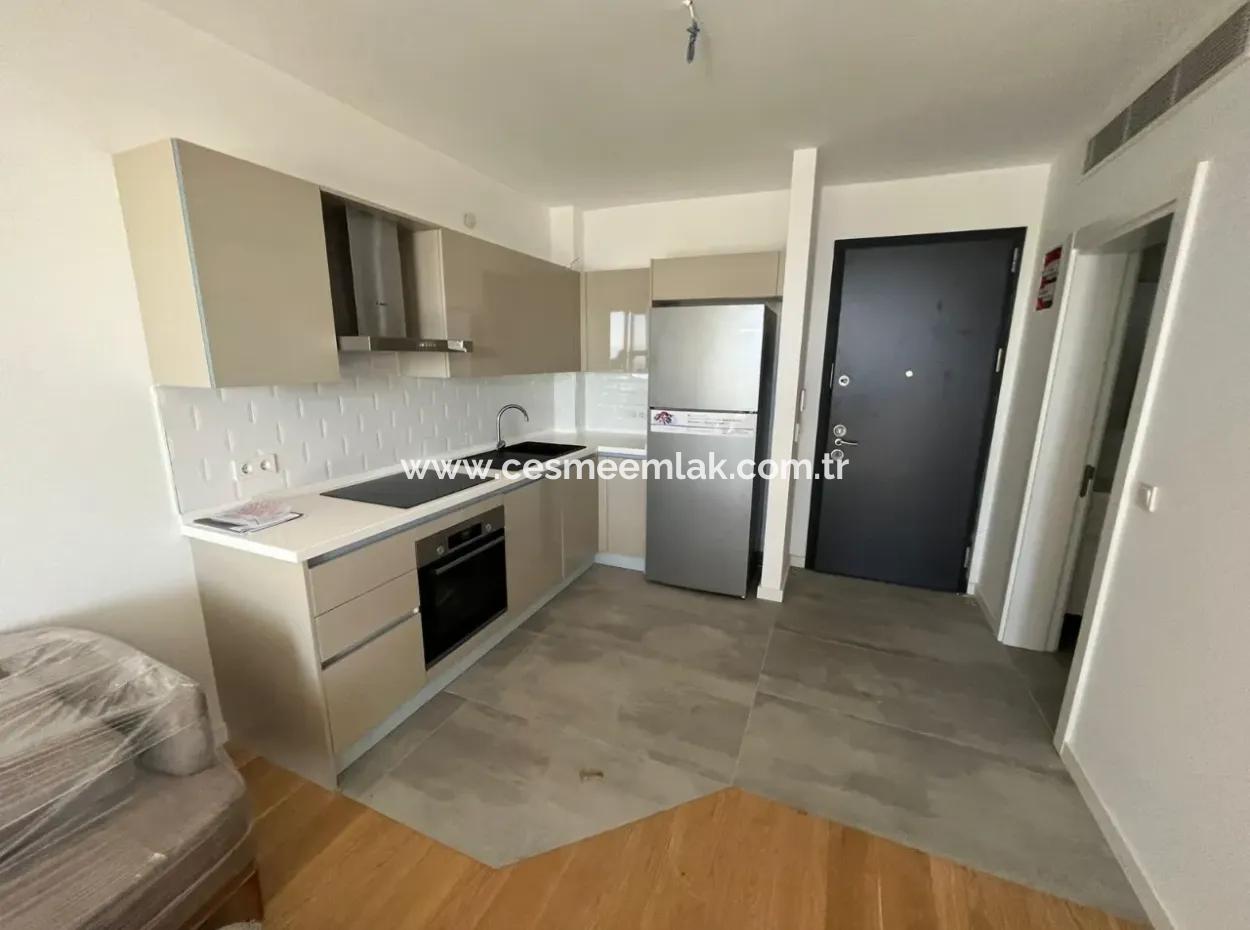 Apartment With Infinity Pool For Sale In Cesme Ayasaranda 2 1 Garden