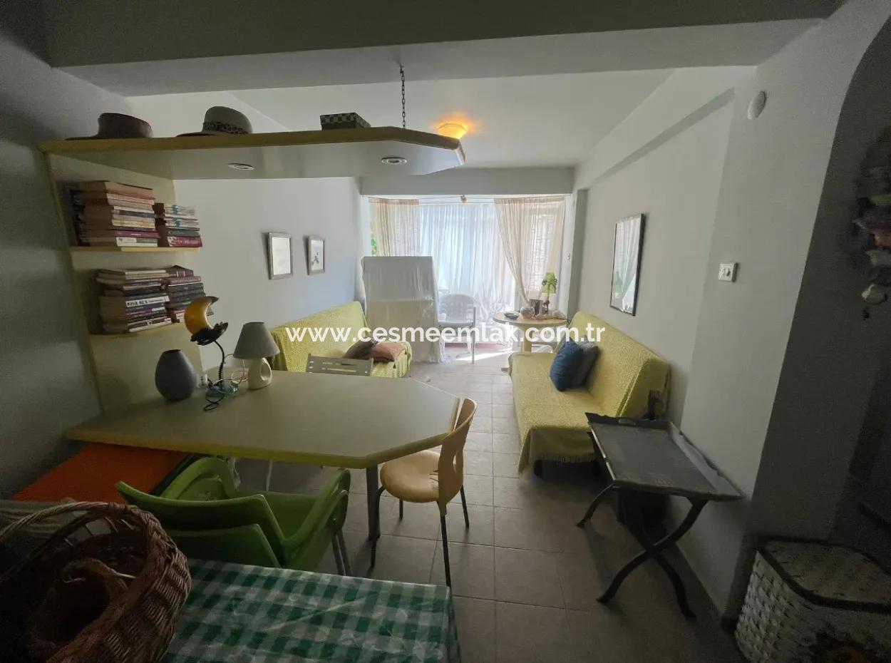 Sea Front Seasonal Rent Ground Floor Apartment In Çeşme Boyalik