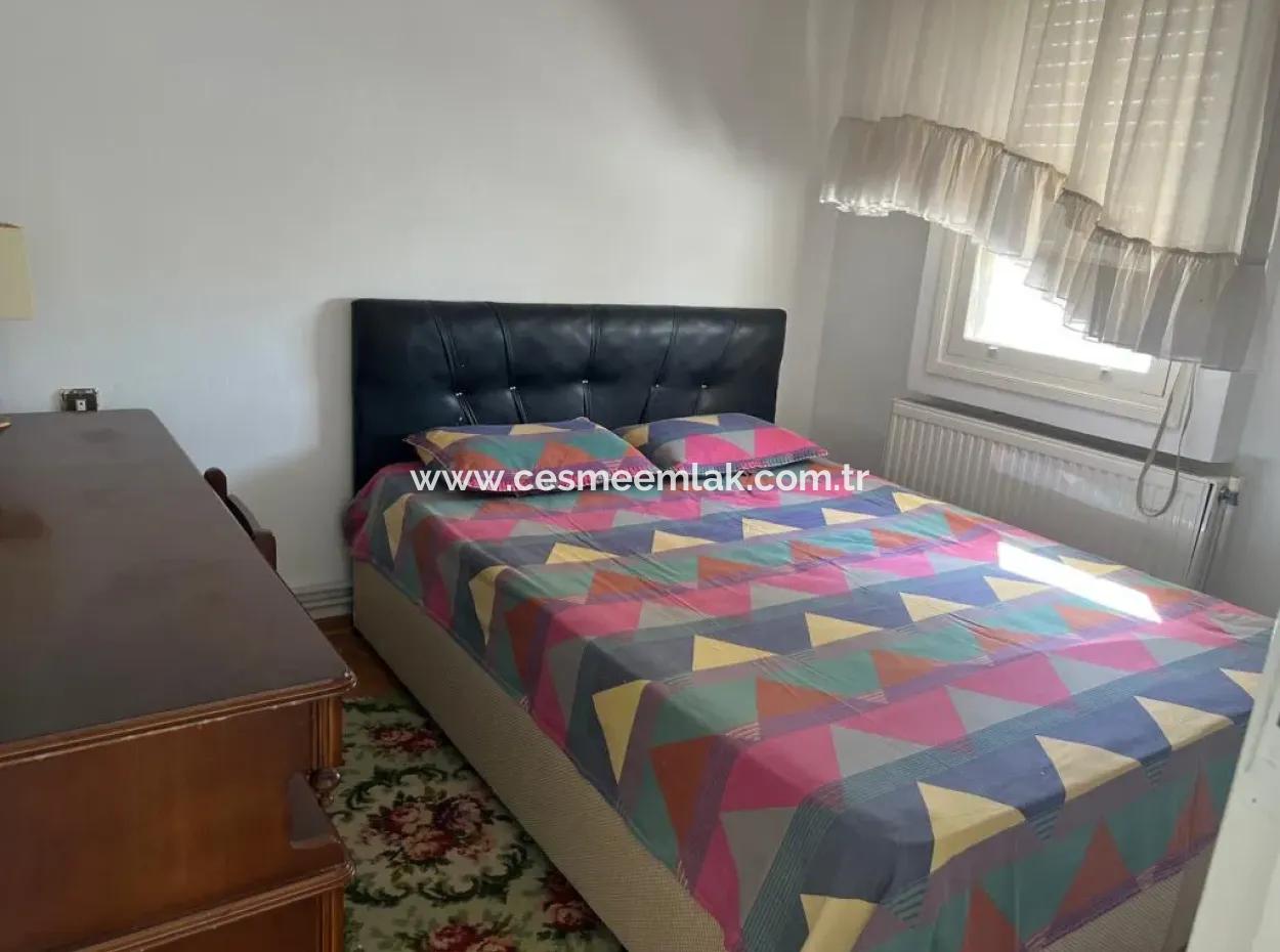 Villa With Large Garden Very Close To The Sea In Çeşme Ilica Altinyunus