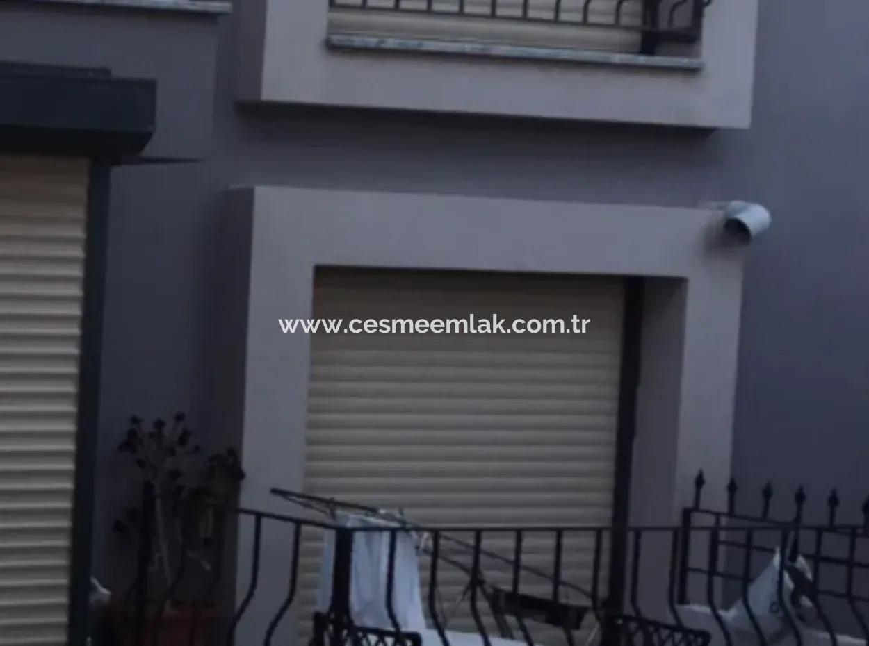 Seasonal Rental Sea In Cesme Center 20M. 1 1 Apartment