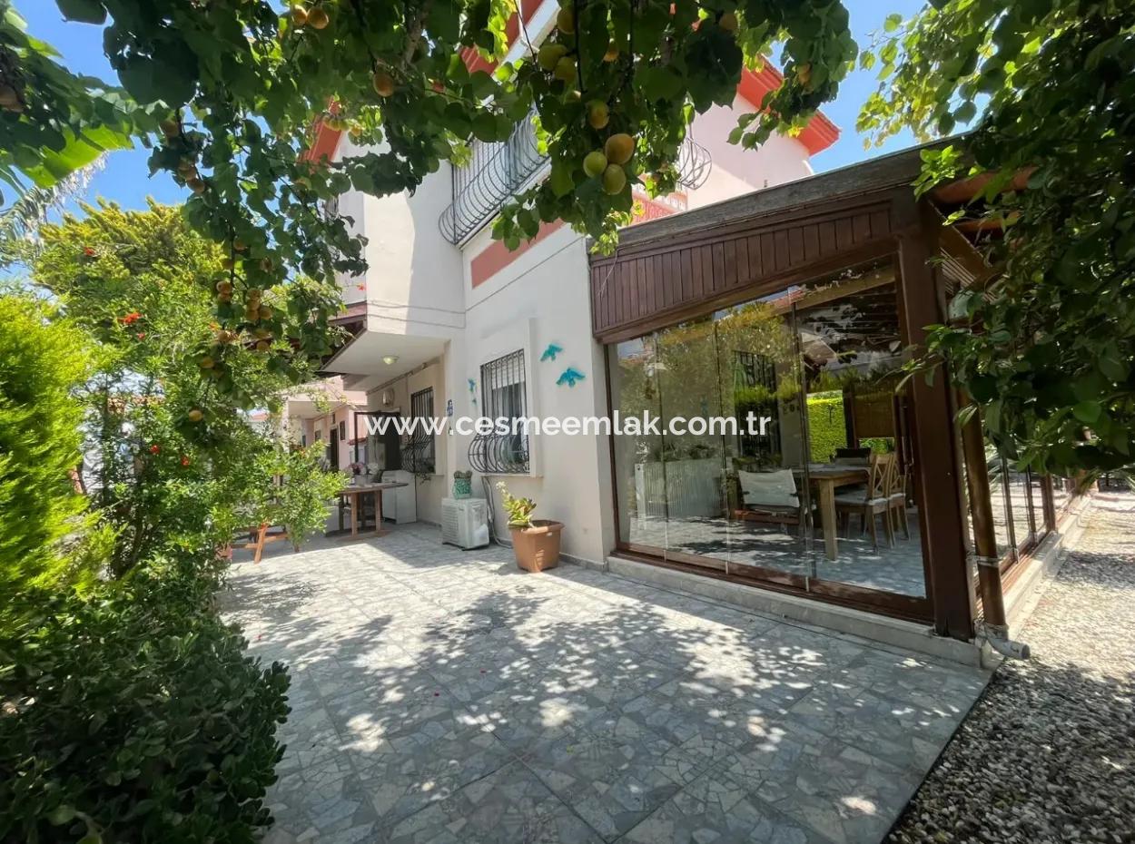 Çeşme Alacati Çamlik Close To Market 3 1 Duplex Villa For Sale