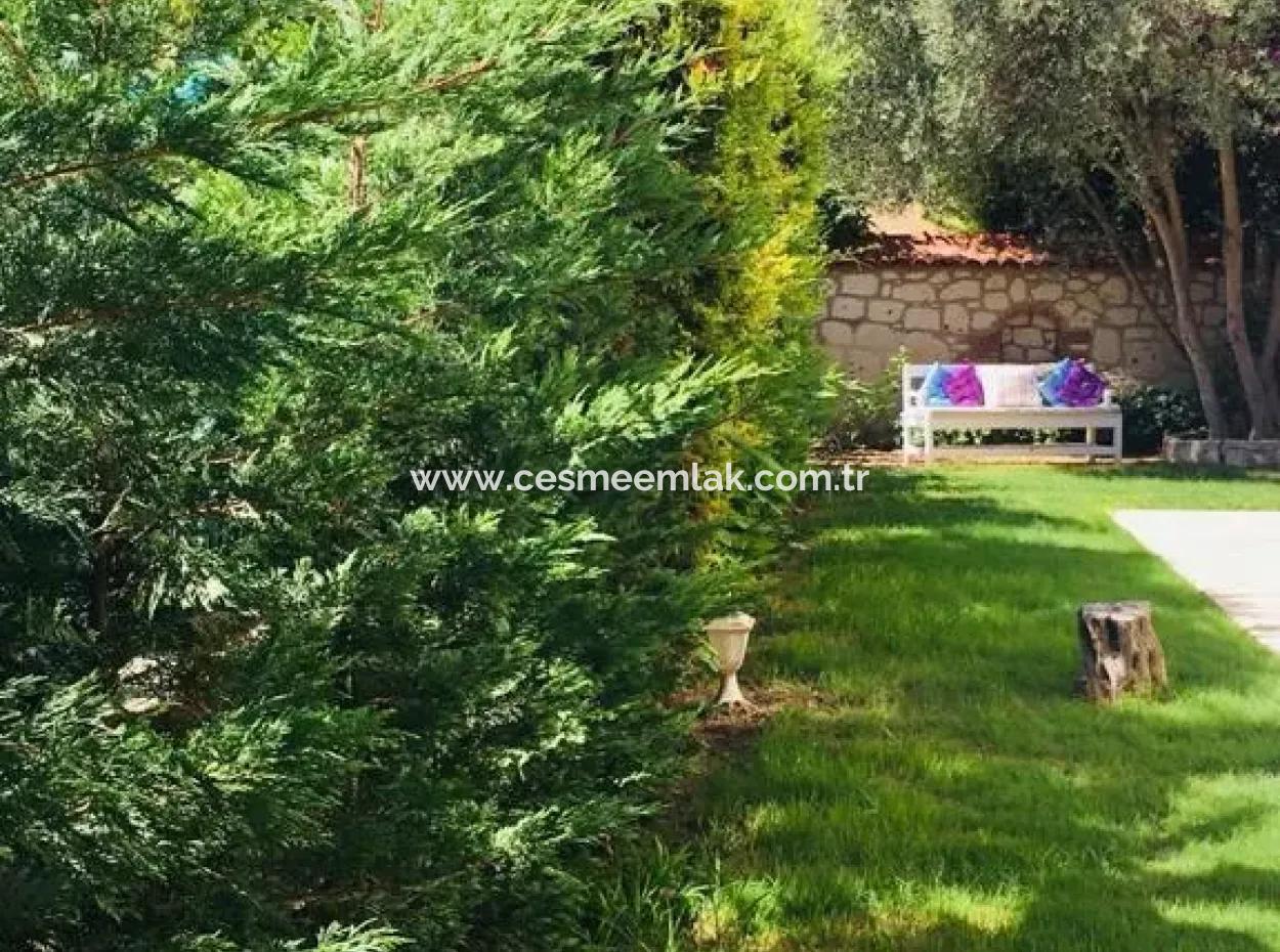 Close To Cesme Ayayorgiye Monthly Rental Detached Pool 3 1 Villa