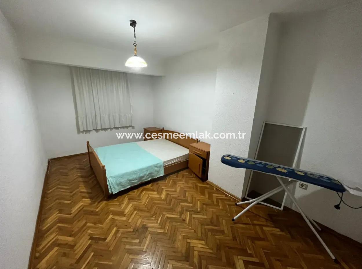 Çeşme Ilica To The Sea 200 M. Seasonal Rent 3 1 Villa