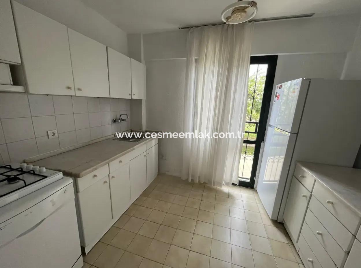 Çeşme Ilica To The Sea 200 M. Seasonal Rent 3 1 Villa