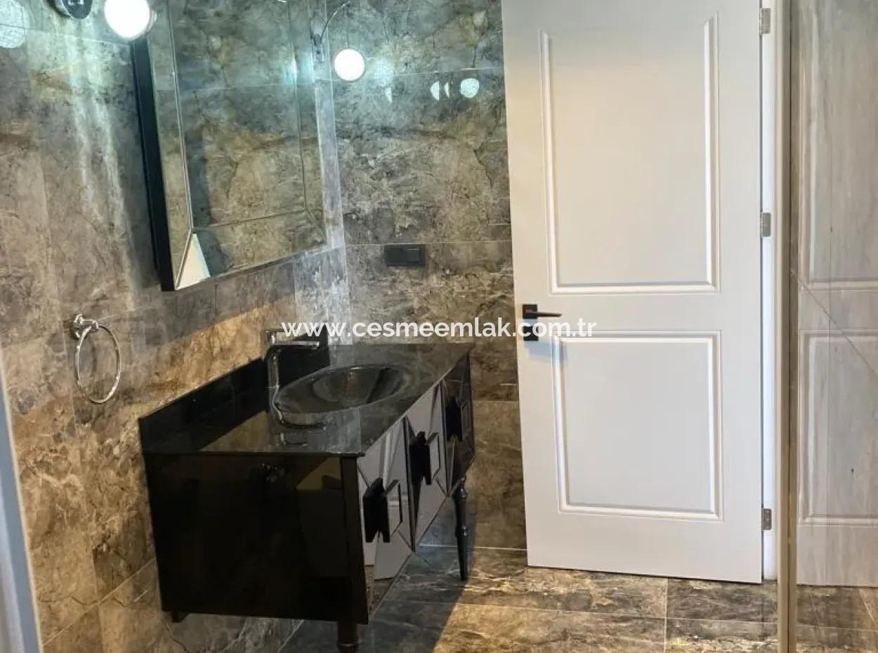 For Sale In Cesme Ovacik 6 2 Luxruy Detached Villa With Modern Pool