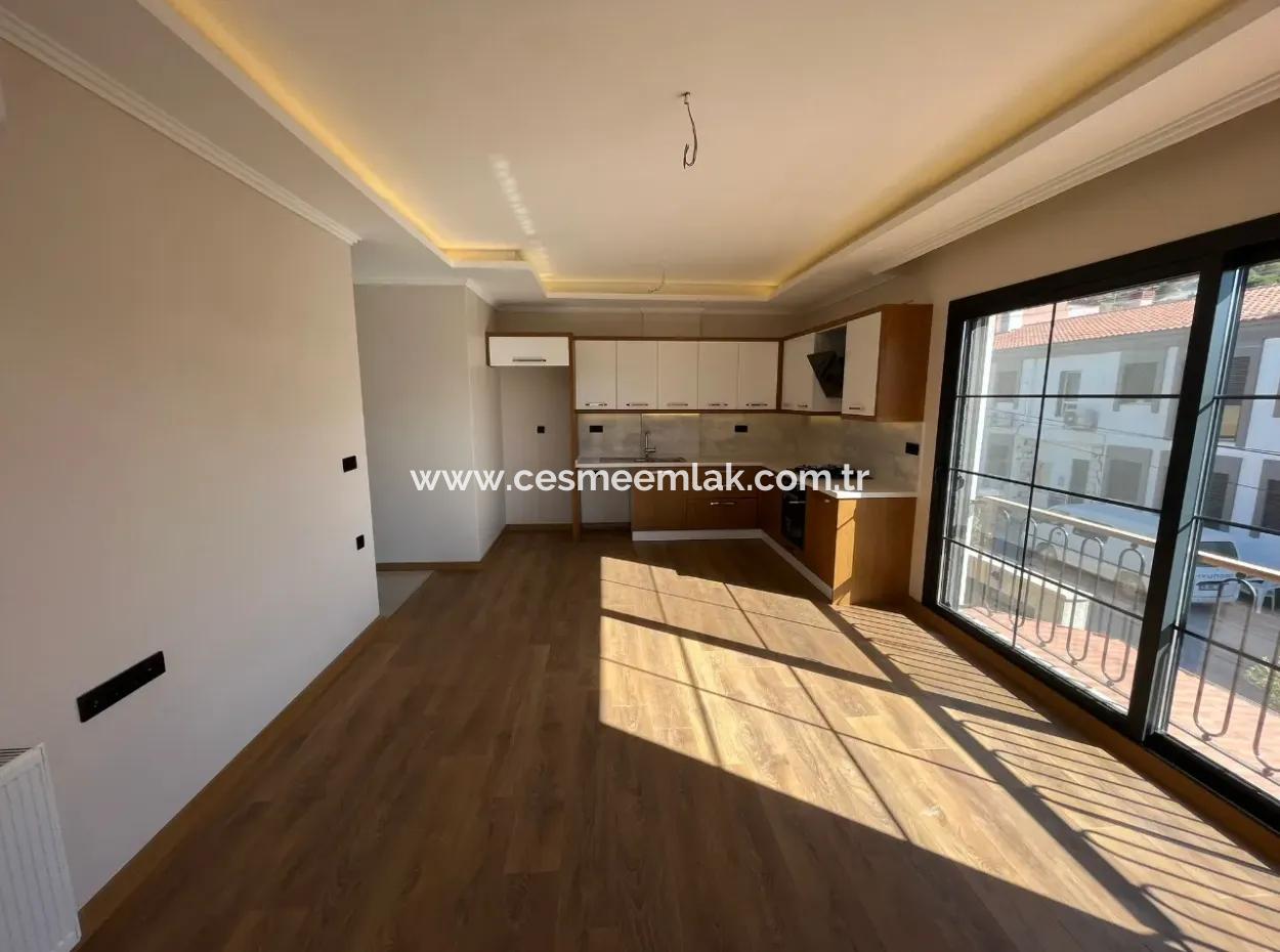 3 1 Apartment With Zero Barbecue For Sale In Cesme Ciftlikoy