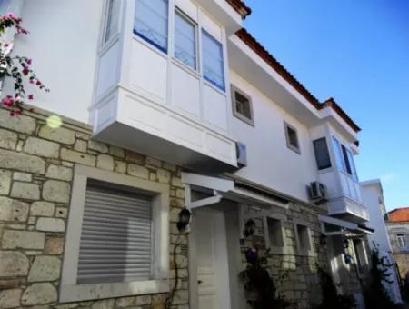 Villa For Rent In Cesme Alacati