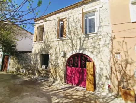 Greek House Suitable To Be A Hotel For Sale In Alacati Hacimemis