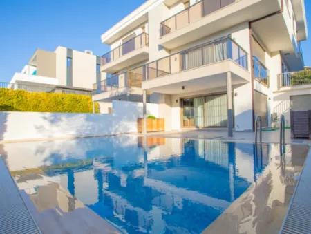 Seasonal Rental Villa With Pool Close To Cesme Ayayorgi